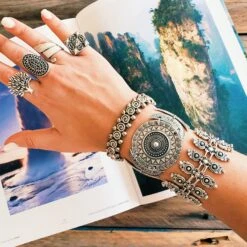 Sparkle Jewelry Deals Store -Sparkle Jewelry Deals Store AnatolianBraceletDisplay1 edeaa276 a249 4846 bff9 08cef62251f0