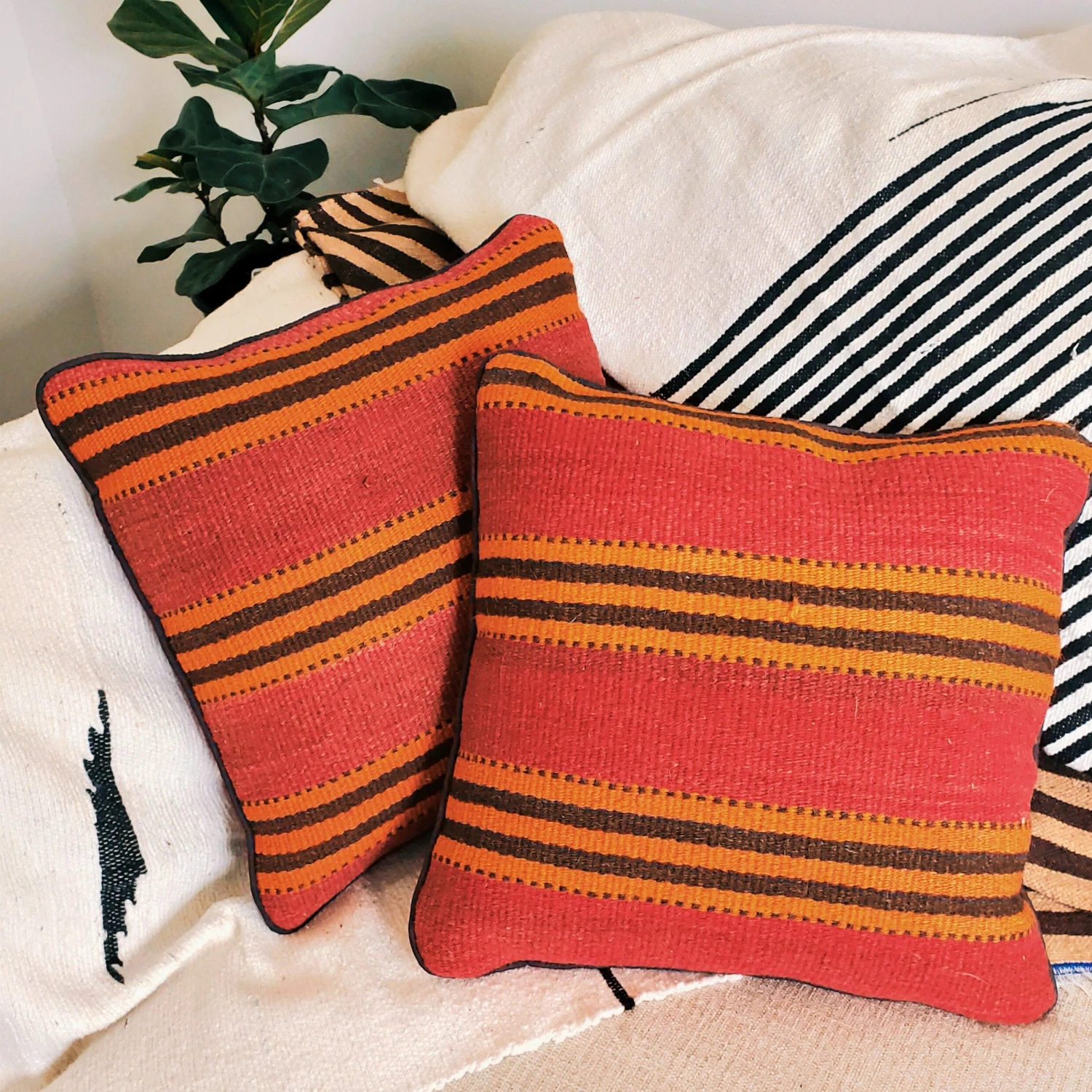 Handwoven Woollen Kilim Cushion Cover - Style 03 3 Handwoven Woollen Kilim Cushion Cover - Style 03 - Image 3