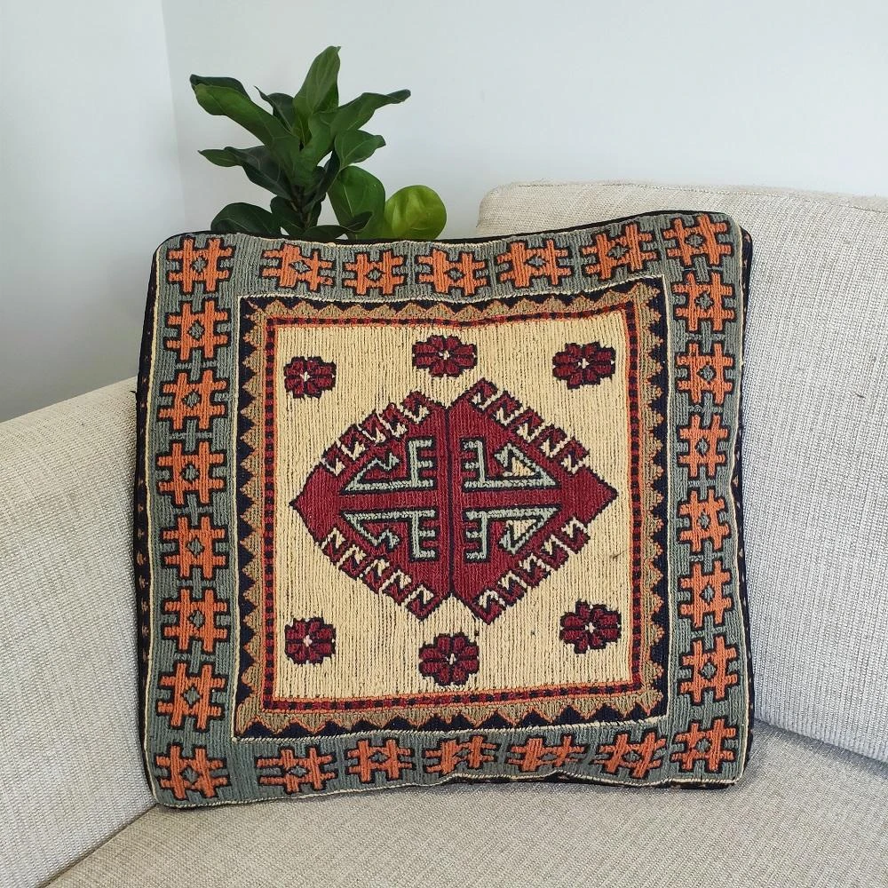 Handwoven Woollen Chobi Kilim Cushion Cover - Style 09 2 Handwoven Woollen Chobi Kilim Cushion Cover - Style 09 - Image 2