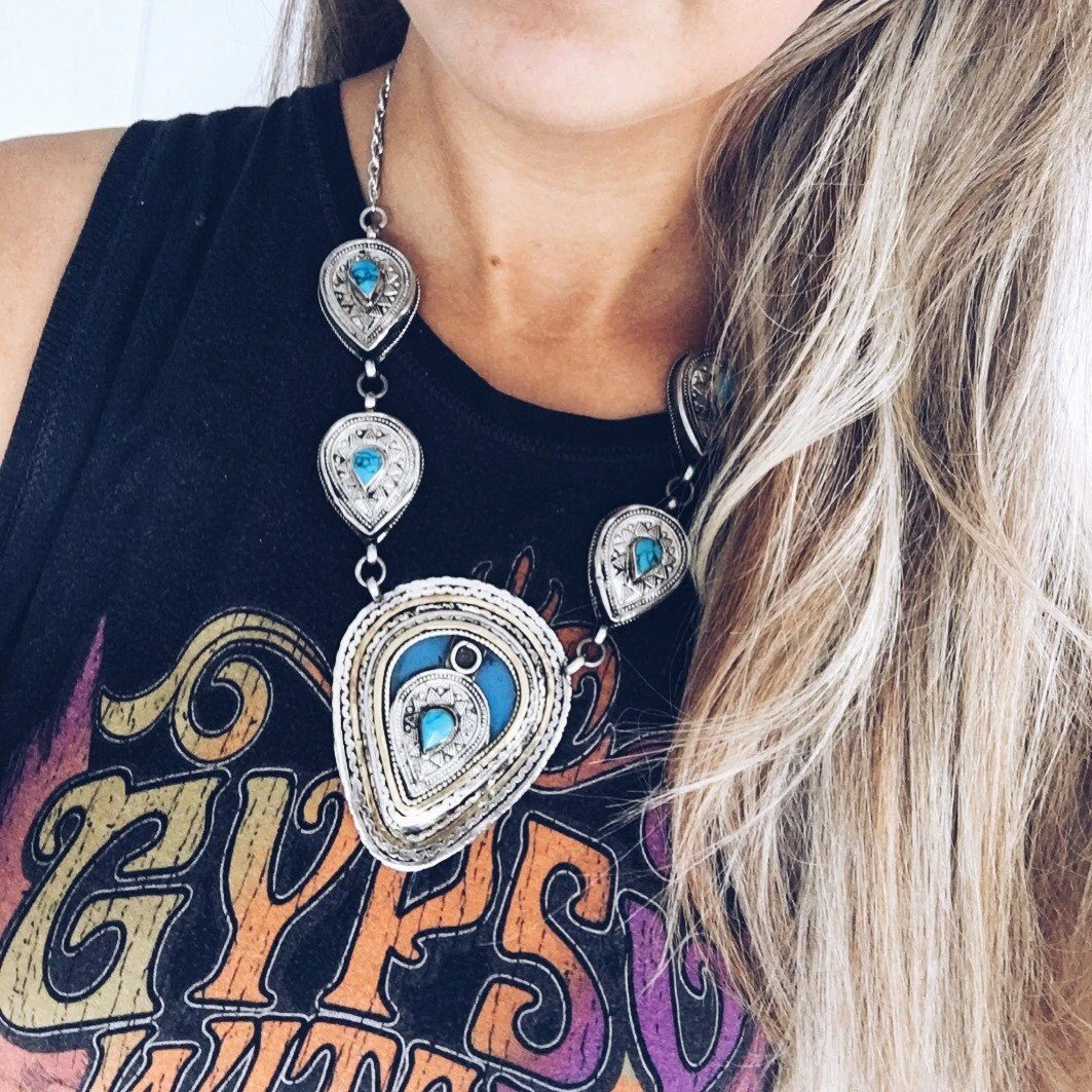 Chunky Tribal Pendant Boho Necklace - Turquoise 1 Chunky Tribal Pendant Boho Necklace - Turquoise